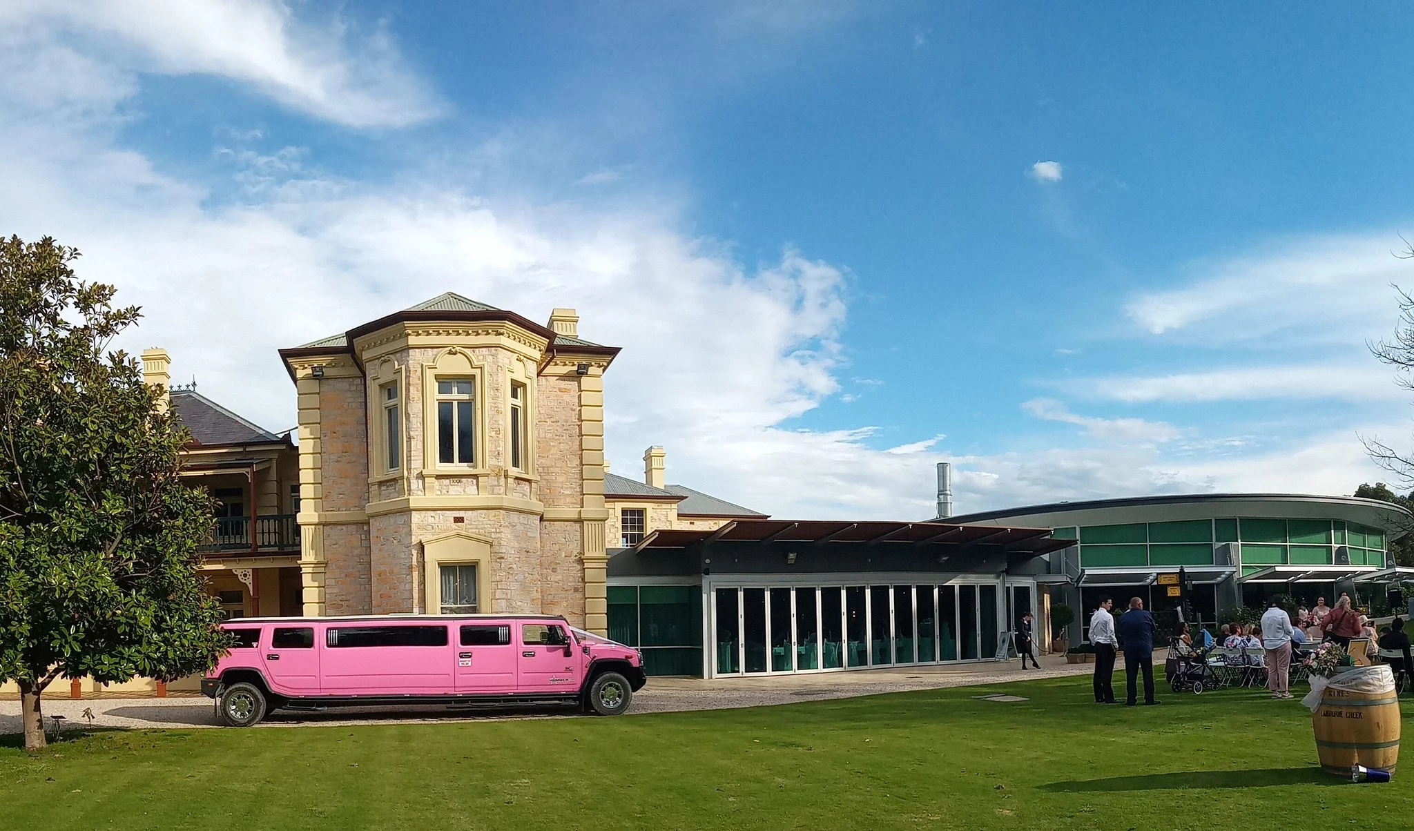 329929814_657707346357759_756427495458500346_n